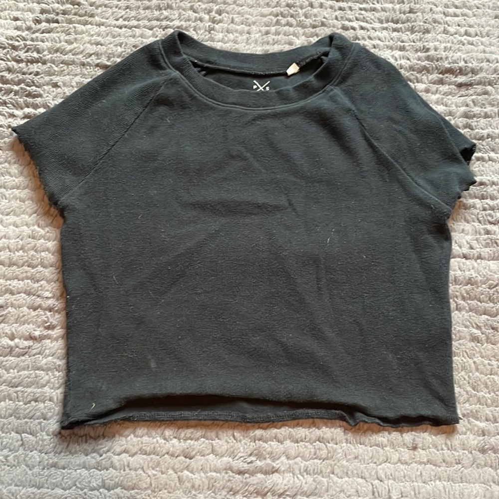 Medium PacSun basic black crop top
